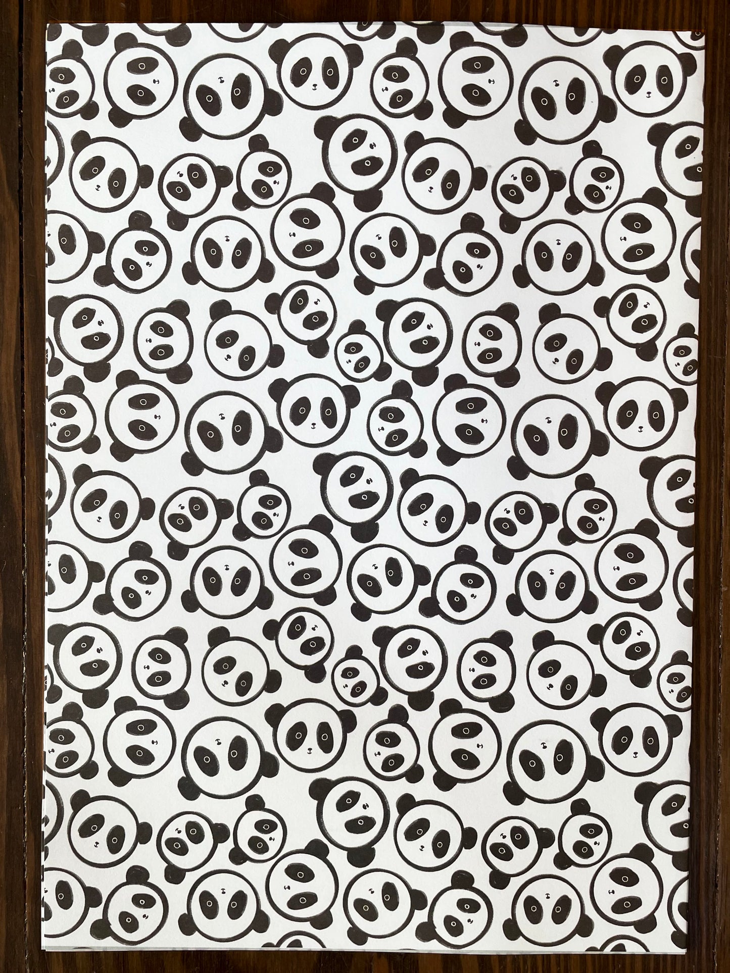 PANDAS WRAPPING PAPER